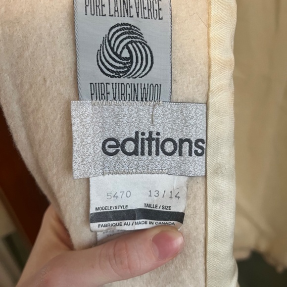 100% wool cream coat made in Canada - Picture 8 of 11